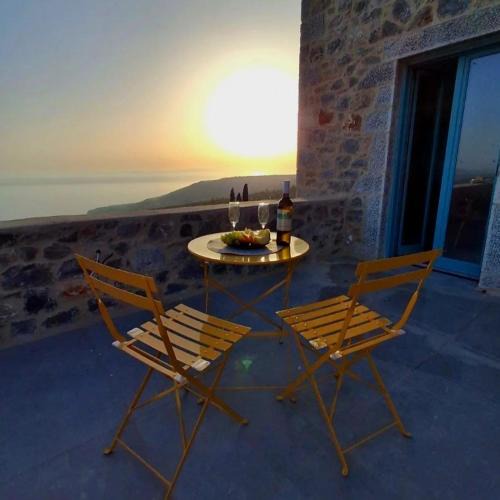 Omales Apartment | Ελαιόλιθοι Μάνη Villas 2