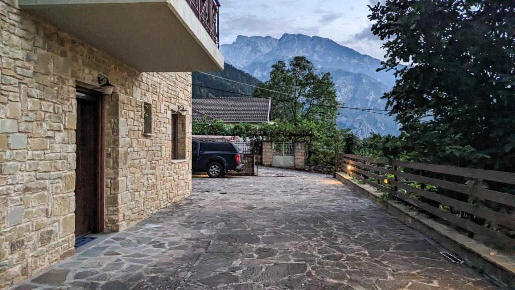Konitsa Apartment | Η Πέτρινη Φωλιά