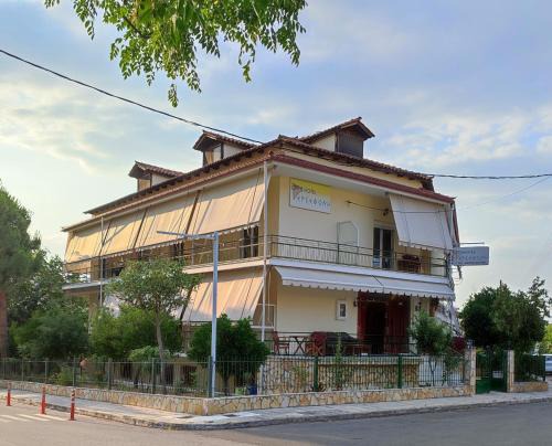 Kamena Vourla Hotel | ΠΕΡΣΕΦΟΝΗ