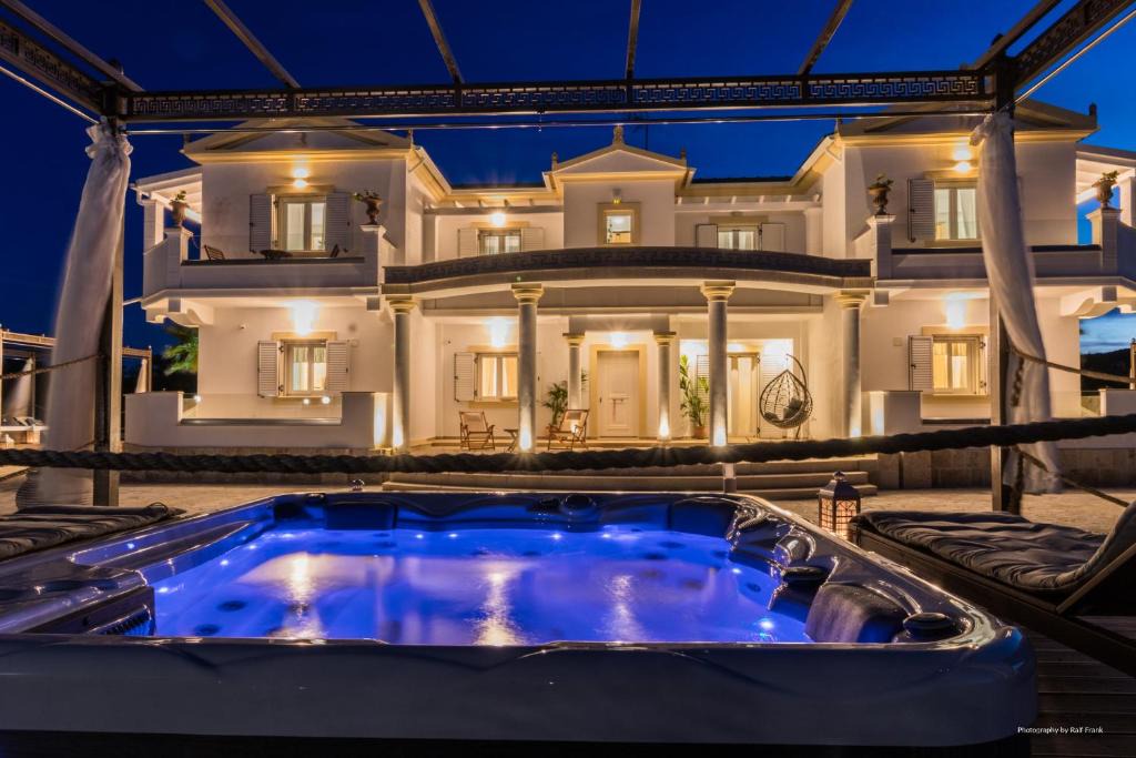 Petriti House | Τhalasso Palace Homes