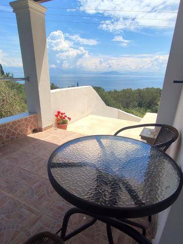 Perama House | 150 m² House ∙ 6 guests