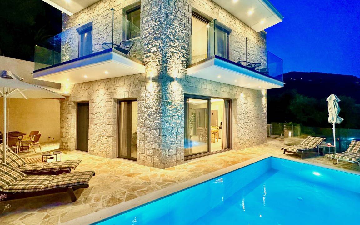 Barbati Villa | 150 m² Villa ∙ 3 bedrooms ∙ 6 guests