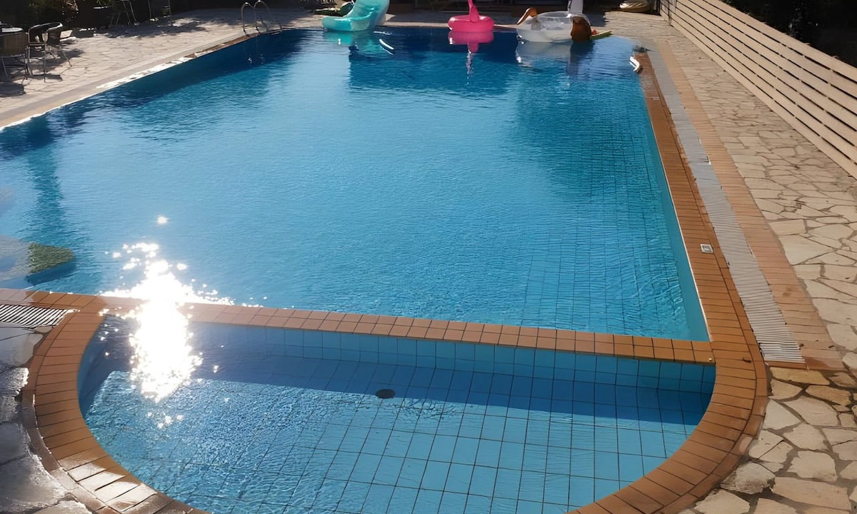 Gouvia House | 2BR Family Apartment with Pool Access – Apt 7