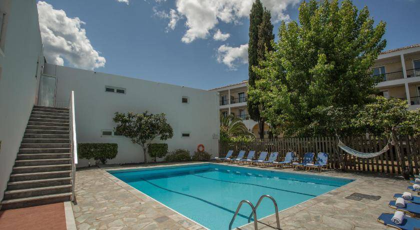 Gouvia Hotel | 30 m² Hotel ∙ 16 guests