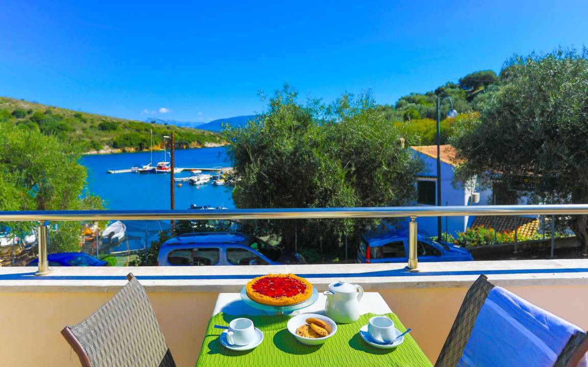 Agios Stefanos Apartment | 40 m² Apartment ∙ 1 bedroom ∙ 3 guests