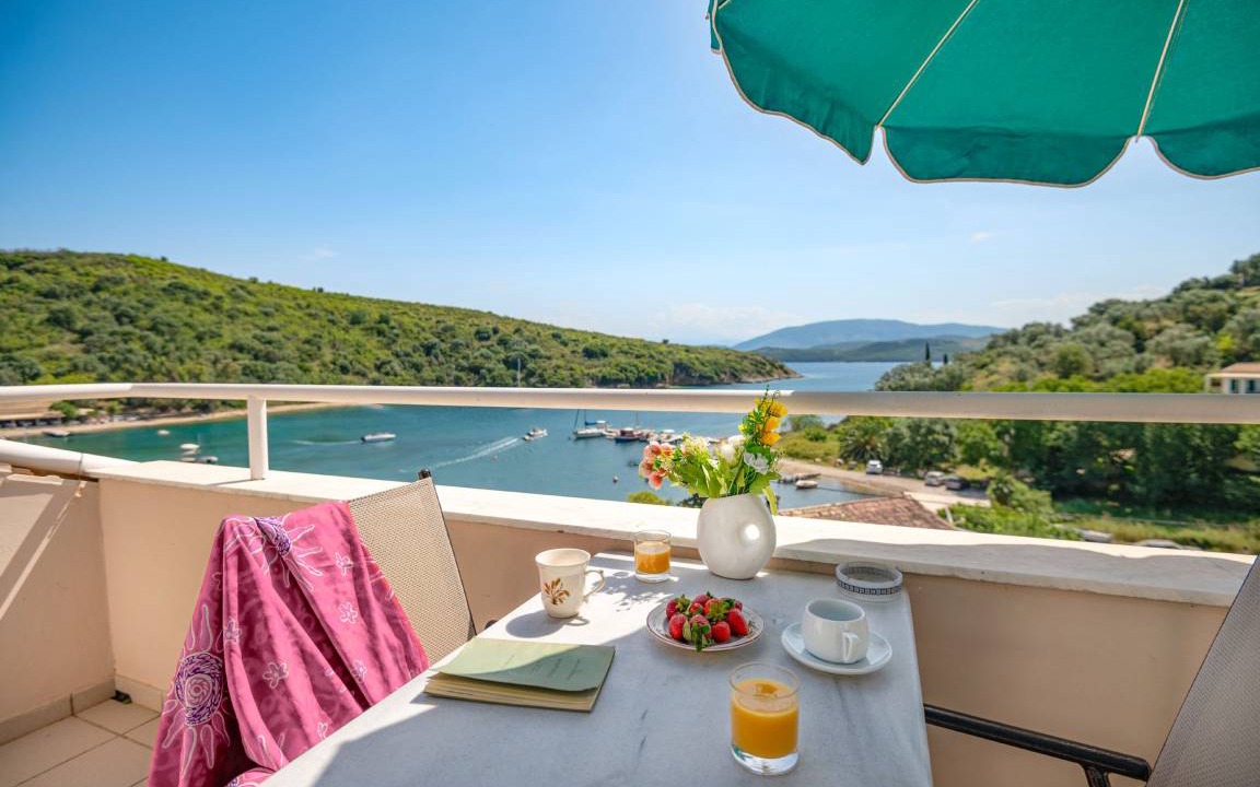 Agios Stefanos Apartment | 46 m² Apartment ∙ 1 bedroom ∙ 2 guests