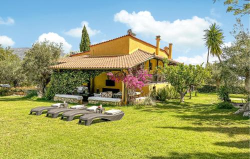 Astros House | 5 Bedroom Awesome Home In Astros Arkadia