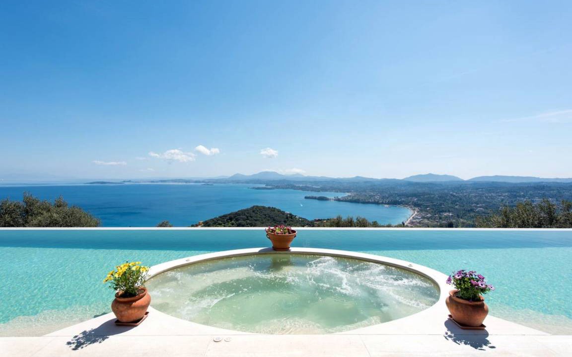 Spartylas Villa | 500 m² Villa ∙ 6 bedrooms ∙ 12 guests