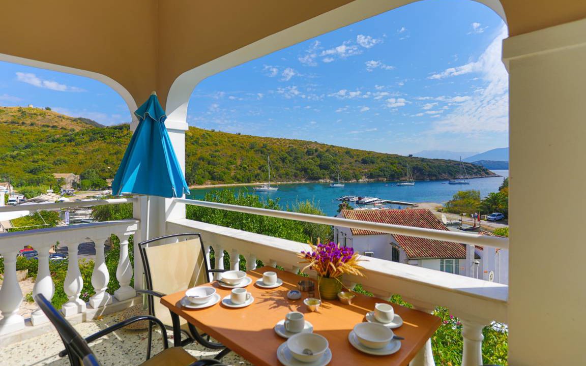 Agios Stefanos Apartment | 65 m² Apartment ∙ 2 bedrooms ∙ 5 guests