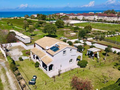Almiros Beach Apartment | 80 m² Apartment ∙ 2 bedrooms ∙ 6 guests