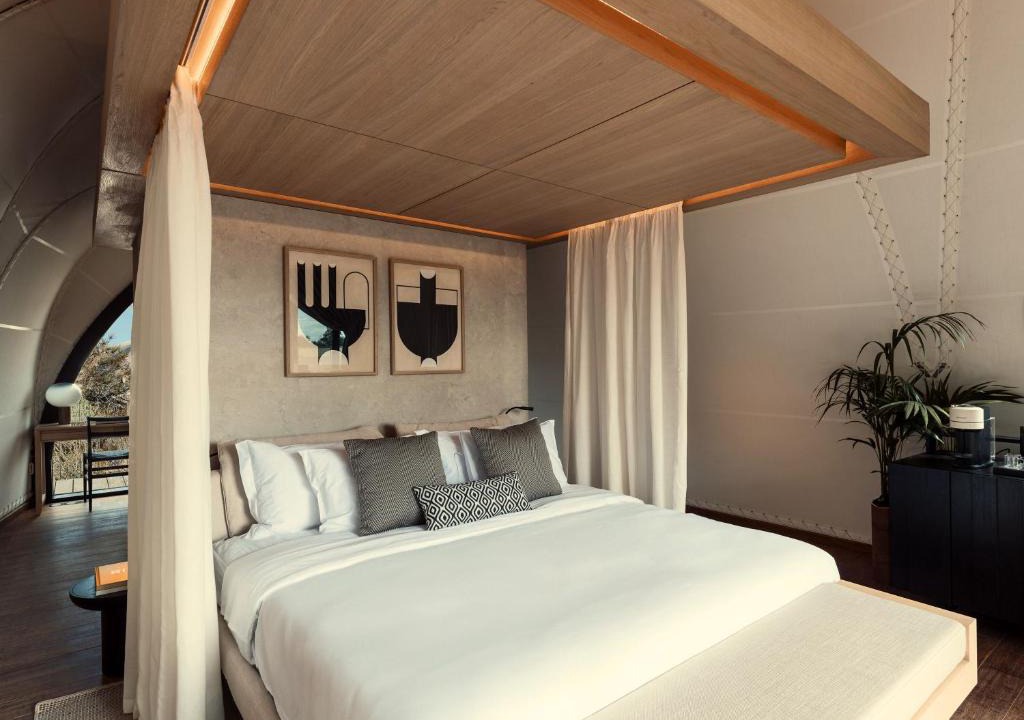 Vari-Voula-Vouliagmeni Hotel | 91 Athens Riviera, The Resort