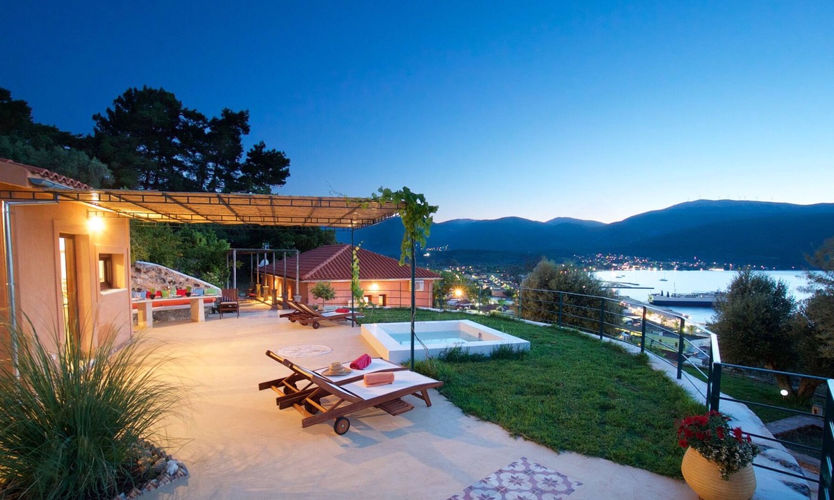 Sami Villa | Acropolis Villa - Breathtaking Views, Outdoor Jacuzzi & Privacy