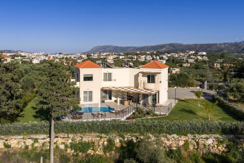 Nea Kydonia Villa | AéNaos Luxury Villa with Pool in Galatas