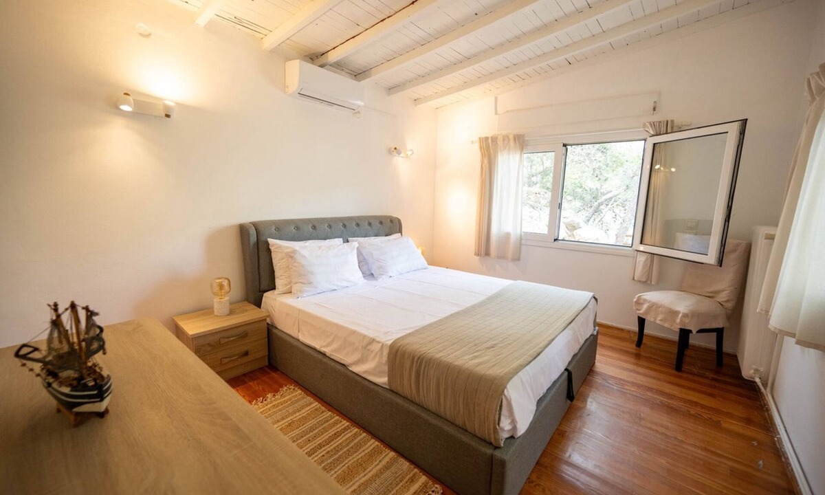Loutraki-Agioi Theodoroi House | Aeraki Villa at Heraion Lagoon