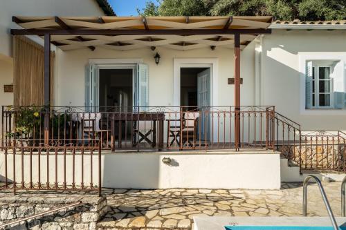 Katouna Apartment | Afroksilia Villa Yakinthos