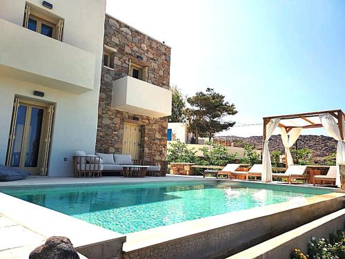 Psathi House | Agiannirema Ios Stone Houses with private pool