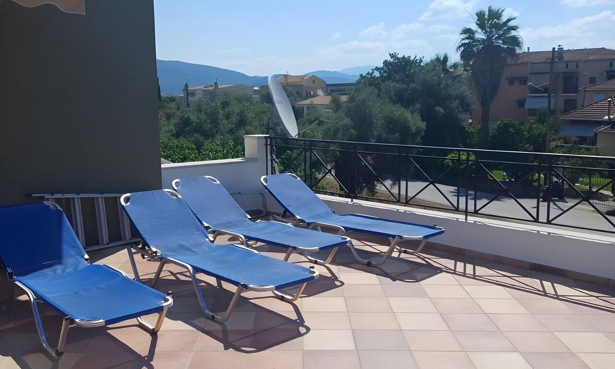 Lefkada Town Apartment | Agis Luxury House Apartment with Sea View, Wi-Fi, and Air Conditioning