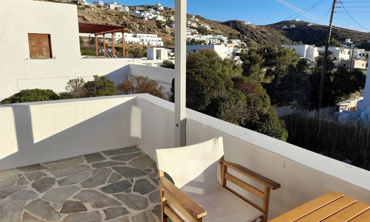 Ios Town Apartment | Alice House At Port of Ios island 150m from the beach