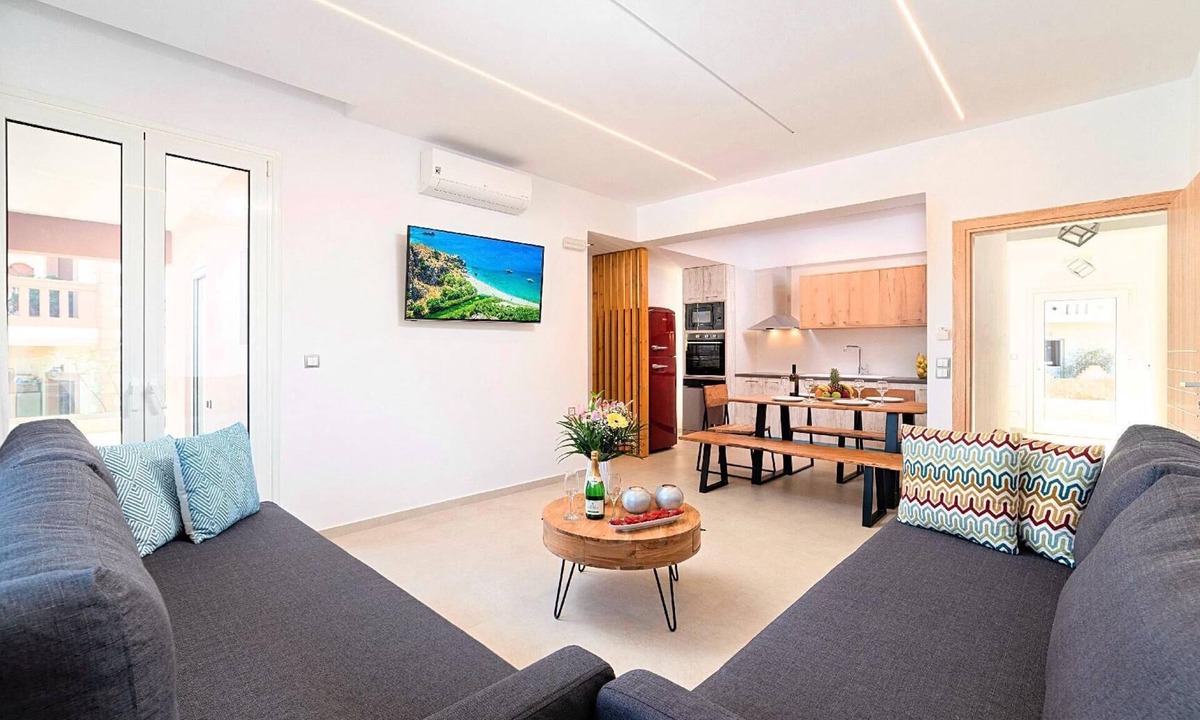 Kavros House | Allas Villa Heated Pool
