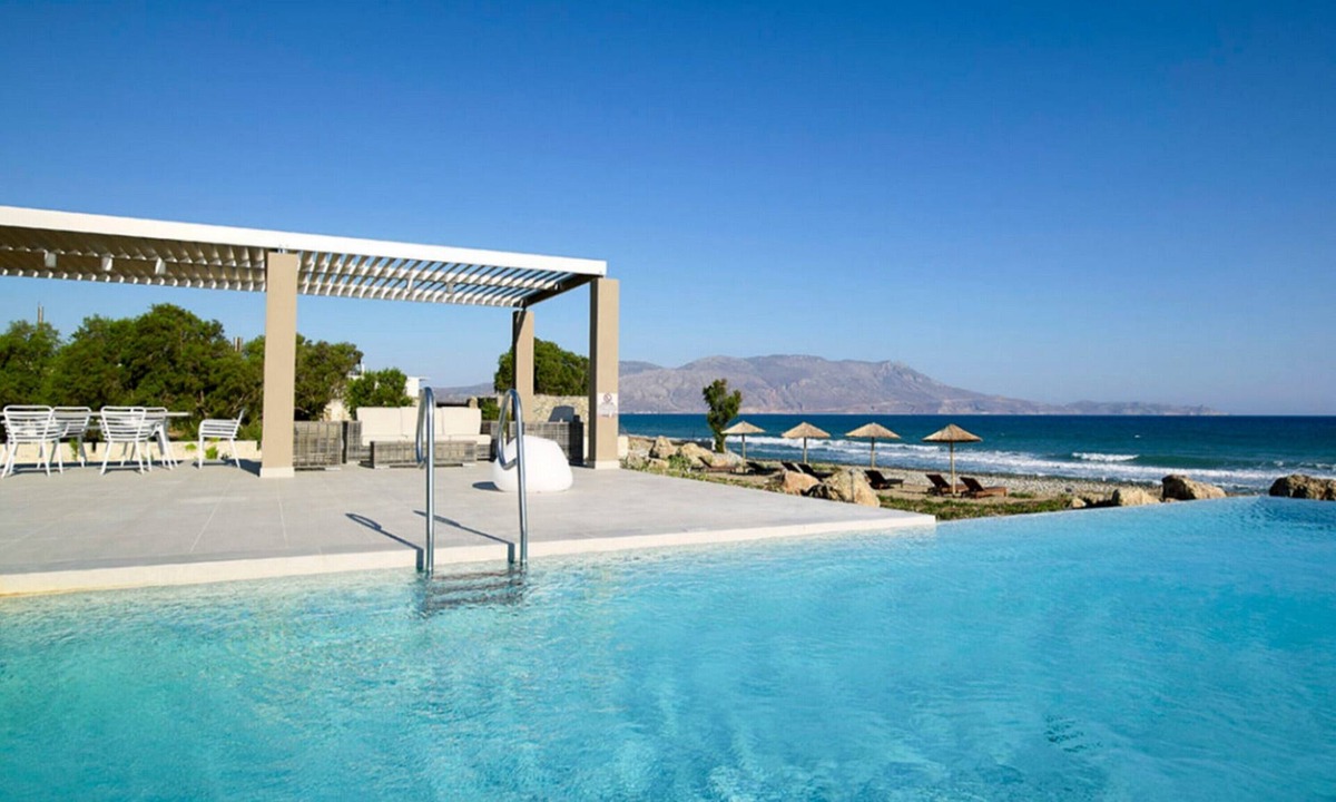 Korfalonas Villa | Alluring Kissamos Villa | Villa Aegean Sunset | Beach Front | 2 Bedrooms | Breathtaking Sea Views | Private Outdoor Pool | Private Furnished Terrace | Peaceful Outdoor Ambiance | Prime Location