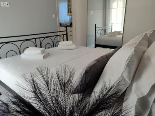 Pylaia-Chortiatis Apartment | Amalia's Luxury Apartment