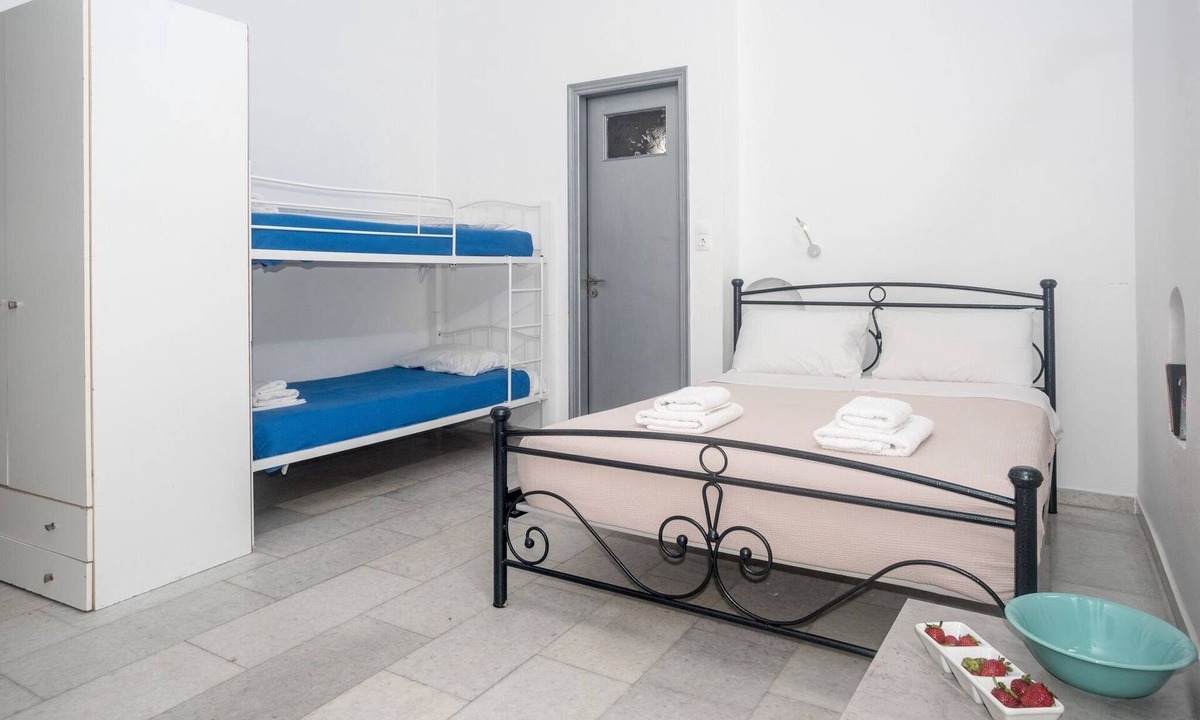 Old Town Naxos Villa | Amazing Naxos Apartment | Apartment for 6 | Modern Furnishings