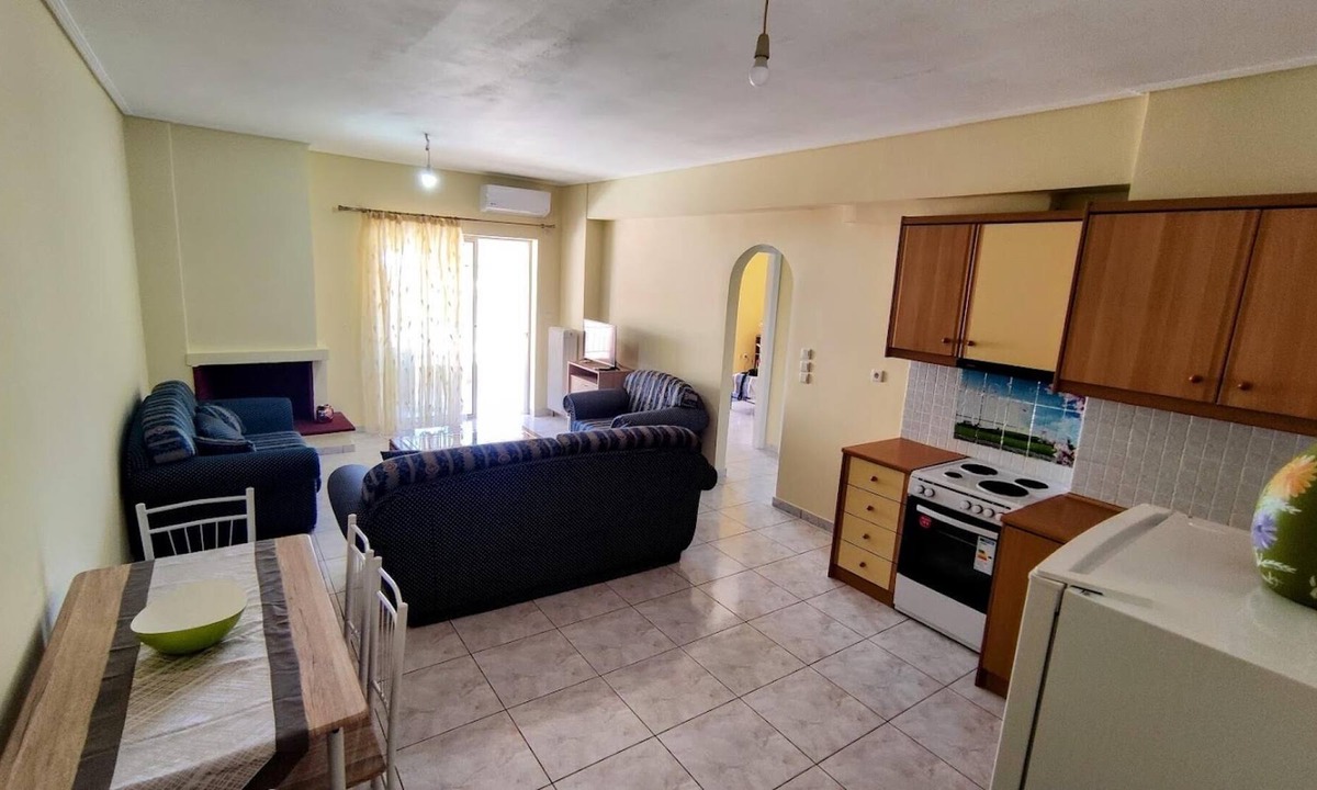 Molos-Agios Konstantinos Apartment | Angela's Apartment with beautiful balcony view