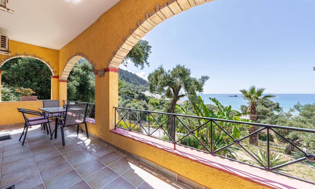 Parelia Apartment | Apartment '2 Bedroom with Sea View 7' with Sea View, Wi-Fi and Air Conditioning