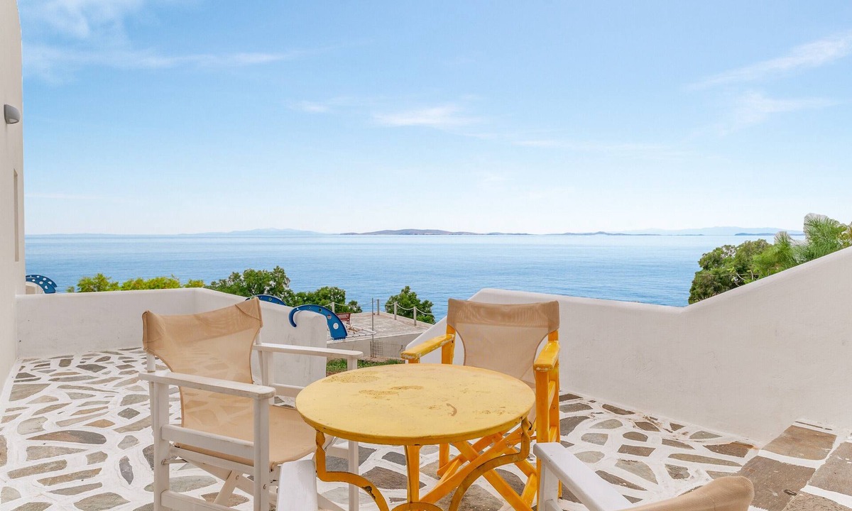 Agios Sostis Apartment | Apartment 'Gefyra' with Sea View, Wi-Fi and Air Conditioning