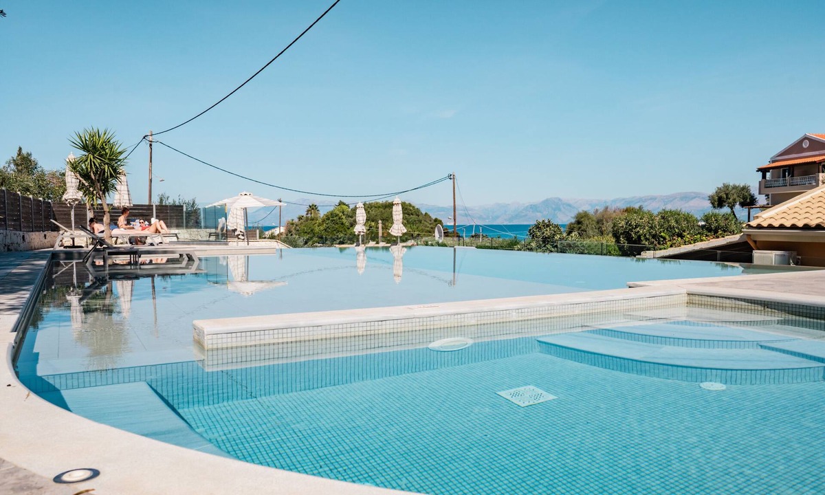 Agios Spyridon Corfu Apartment | Apartment Hermes - Private Patio with Garden View
