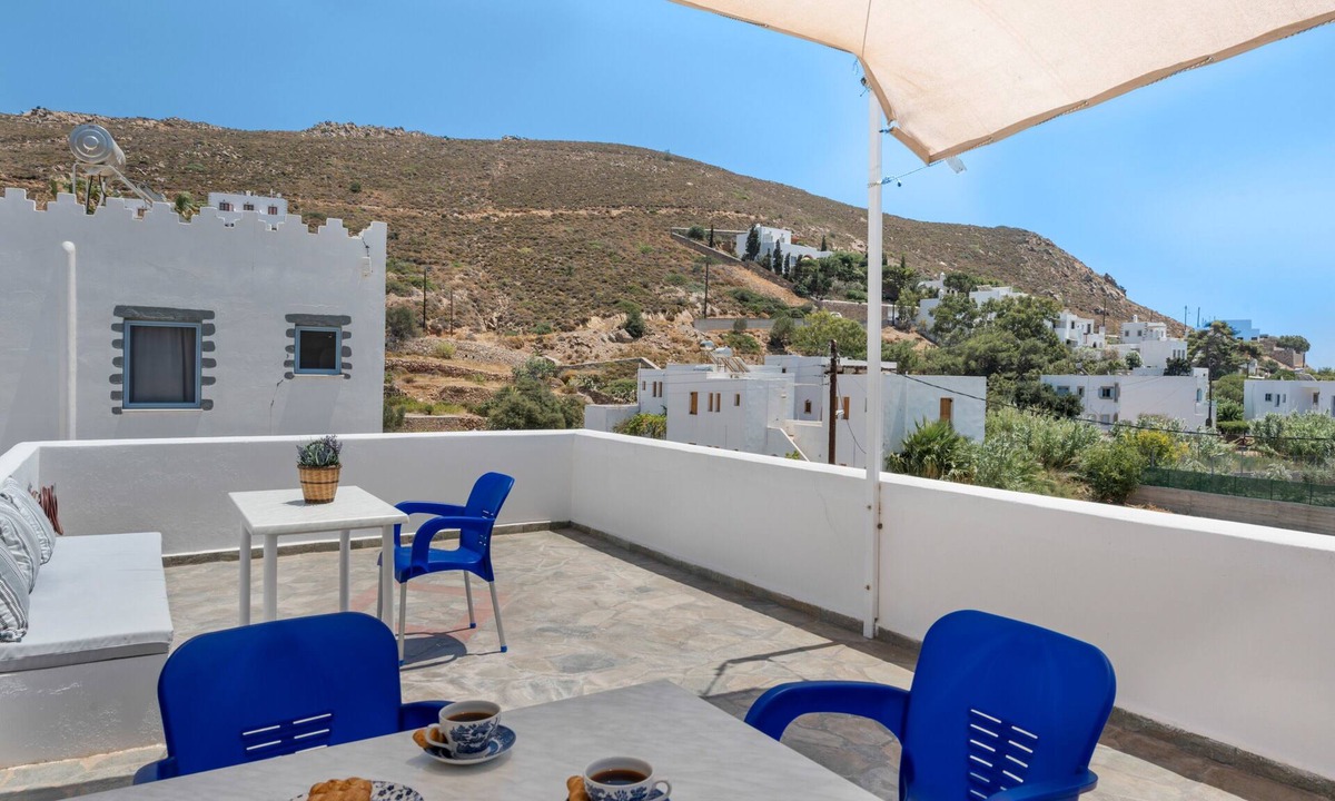 Grikos House | Apartment In A Hotel "Pico Bello Patmos 16" with Private Terrace, Shared Garden & Wi-Fi
