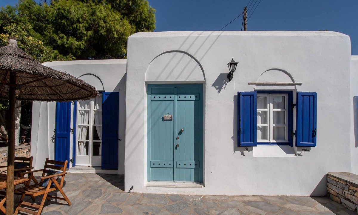 Agios Prokopios Apartment | Apartment In A Hotel 'Sun Rock Boutique - Villa Gerani' with Private Terrace and Air Conditioning