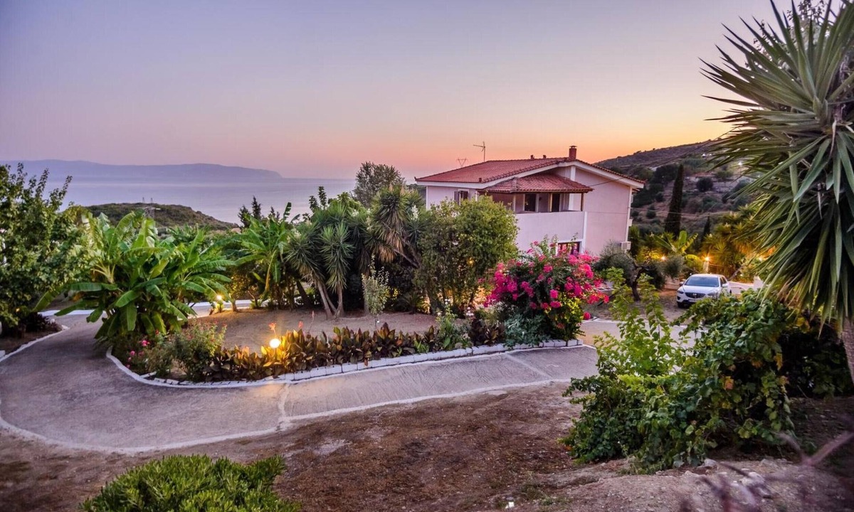 Skala Apartment | Apartment 'Maistrali Second Floor 1' with Sea View, Wi-Fi and Air Conditioning