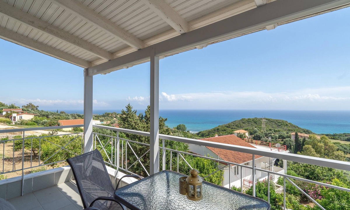 Eleios-Pronnoi Apartment | Apartment 'Maistrali Second Floor 2' with Sea View, Wi-Fi and Air Conditioning