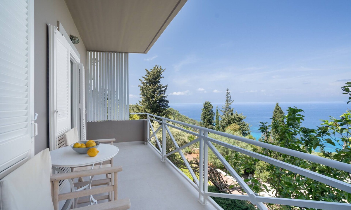 Agios Nikitas House | Apartment 'Myrto Homes Agios Nikitas Lefkada 1' with Sea View, Wi-Fi and Air Conditioning