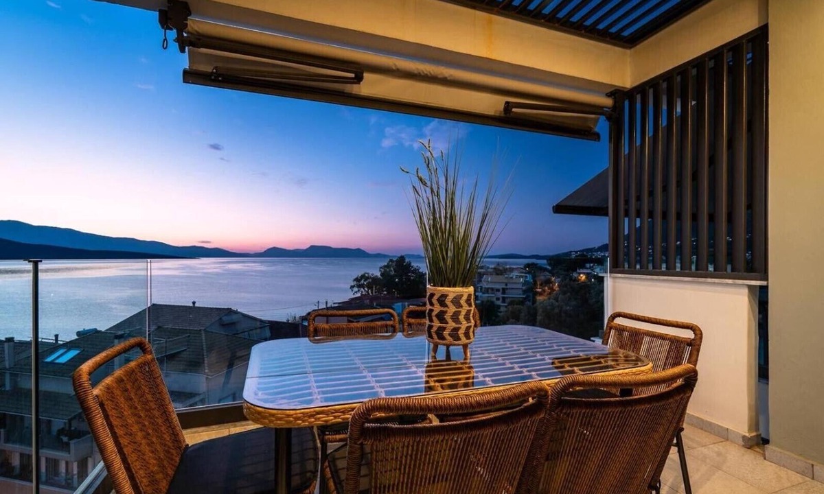 Katouna Apartment | Apartment 'Panoramic Ocean View Suite' with Sea View, Wi-Fi and Air Conditioning