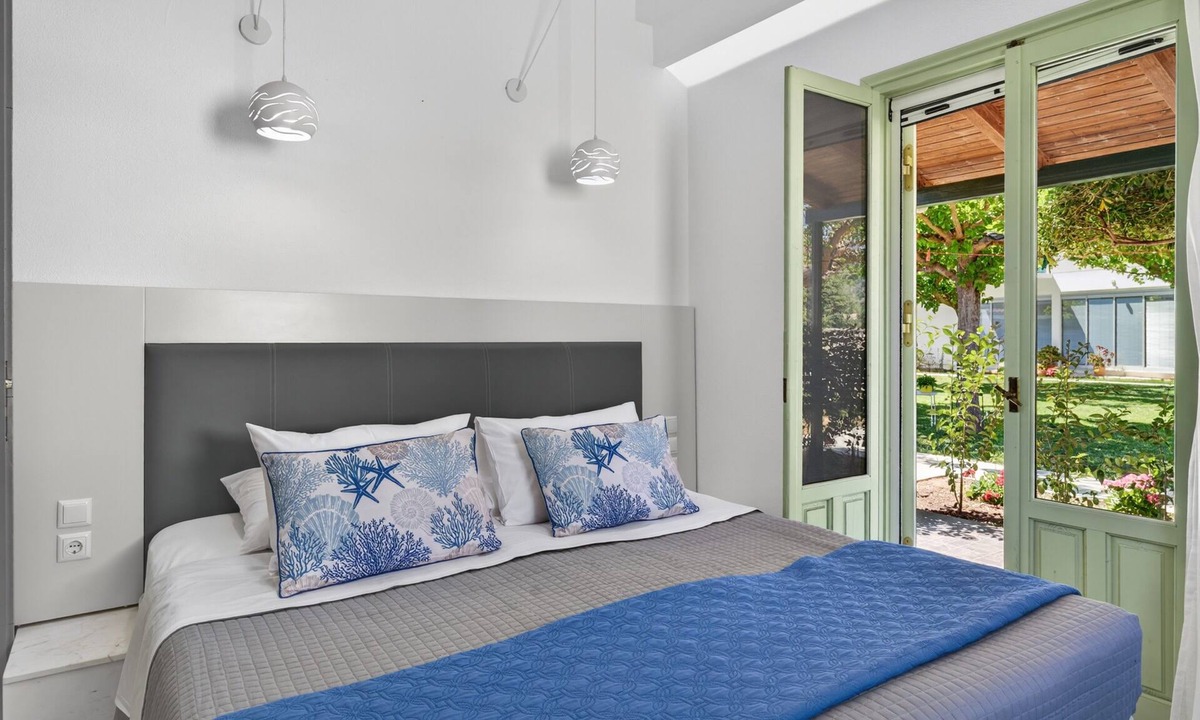 Sivota Apartment | Apartment 'Sivota Colours 42' with Private Terrace, Wi-Fi and Air Conditioning