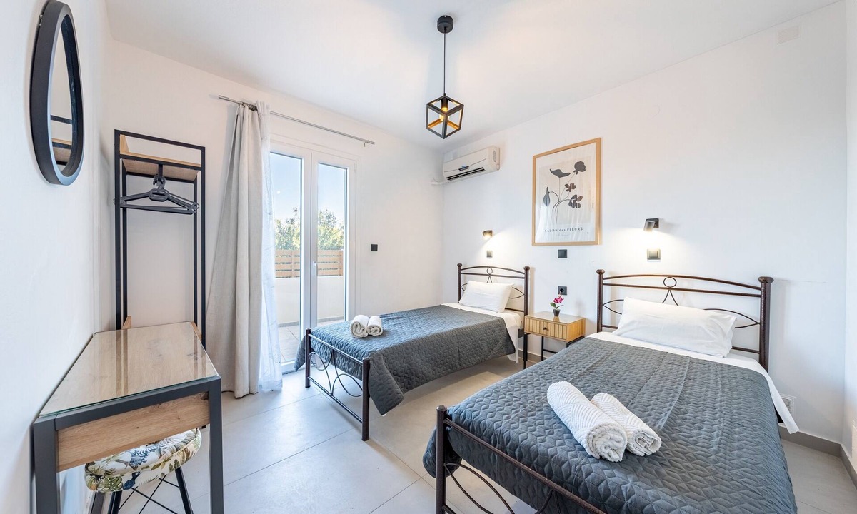 Kavos Apartment | Apartment 'Superior Aparment Type A' with Private Terrace, Wi-Fi and Air Conditioning