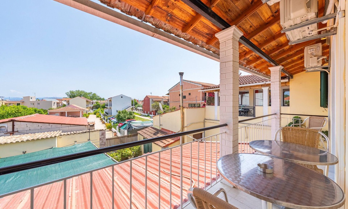 Kavos Apartment | Apartment 'Two Bedroom 3' with Wi-Fi and Air Conditioning
