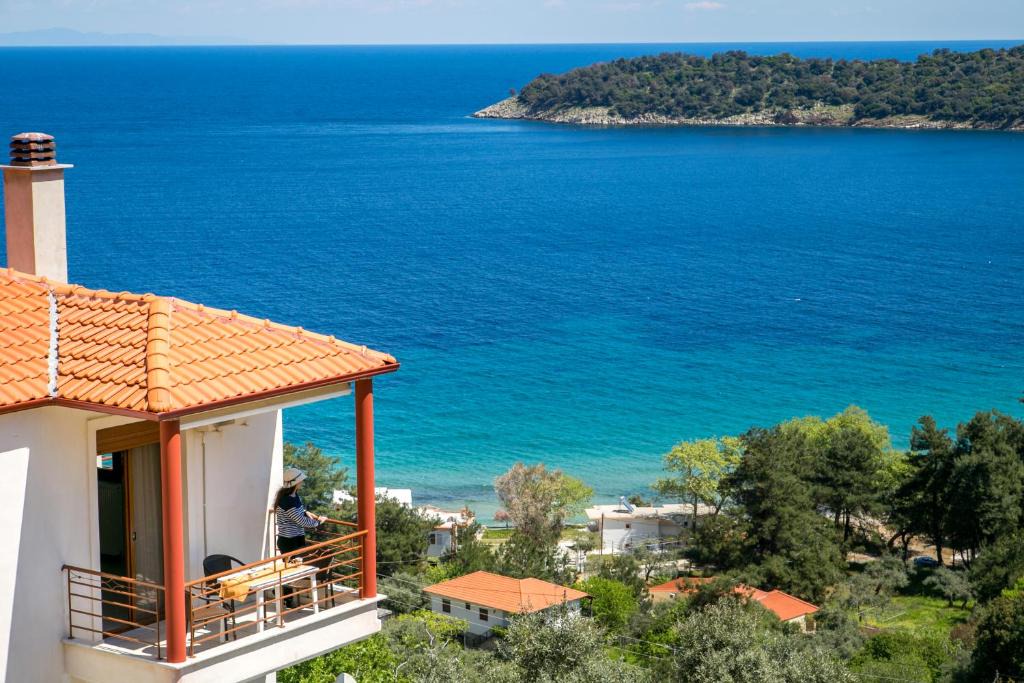 Koinira House | Aphrodite Villas