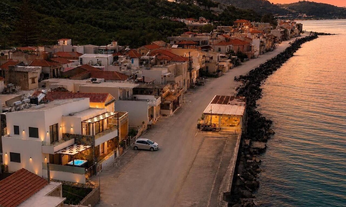 Kalyves House | Aqua Vista-Villa Horizon seafront villa with private Jacuzzi, Kalyves Crete