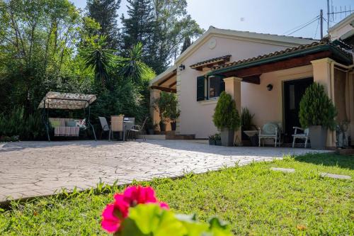 Tzavros House | Arilia Country Cottage
