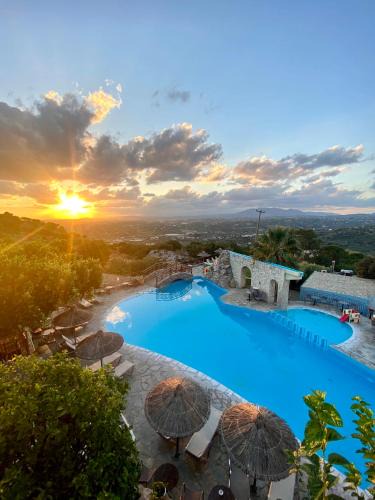 Tilisos Hotel | Arolithos Traditional Cretan Village Hotel