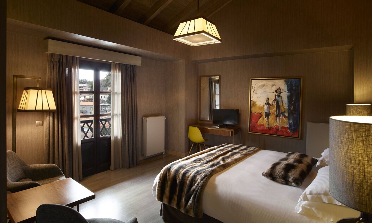 Vitina Hotel | Art Mainalon Hotel