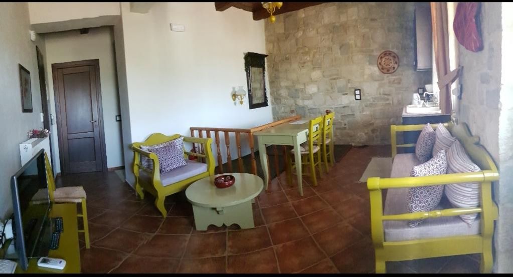 Asites House | Asion Lithos - Traditional Standard