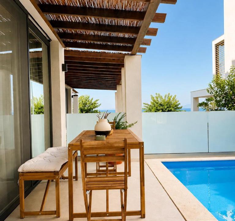 Pefkochori Villa | athanasian side sea view home