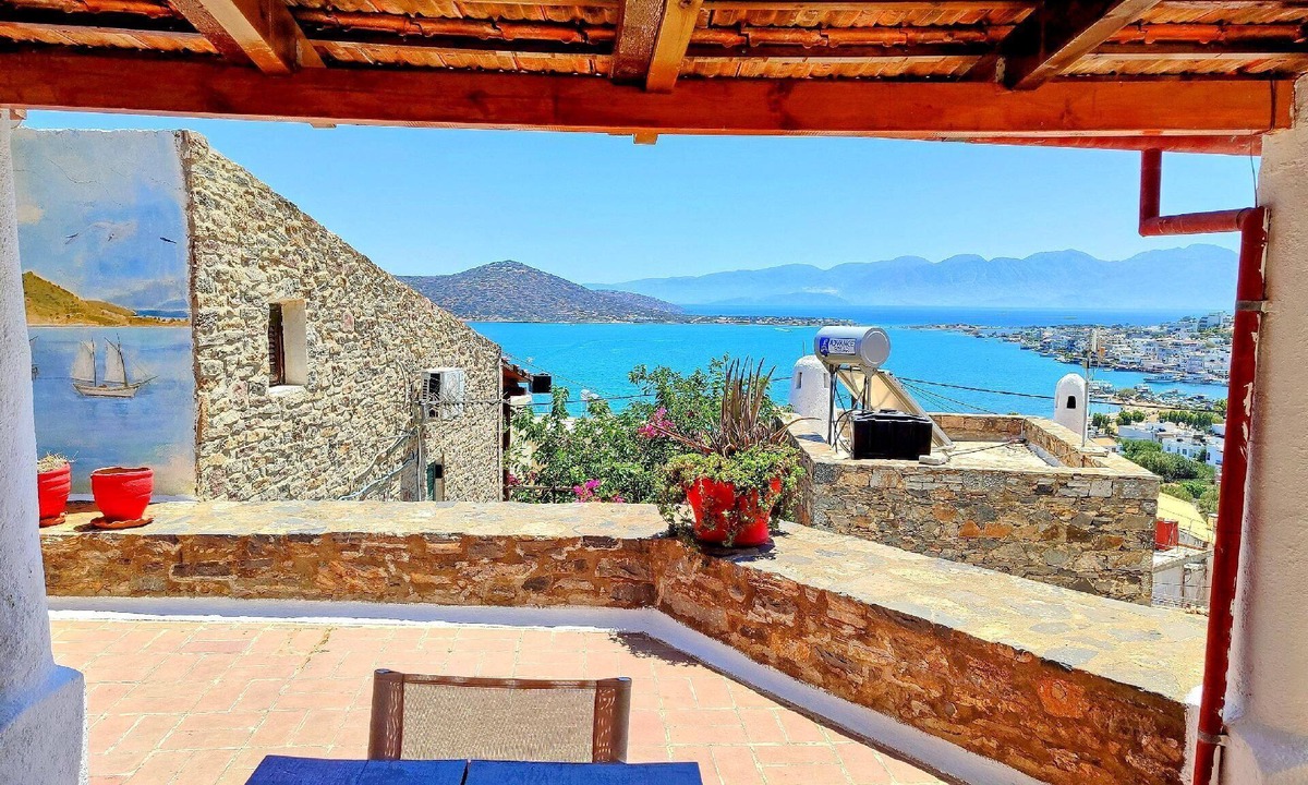 Mavrikiano House | Authentic Crete Elounda Sea View House Margarita