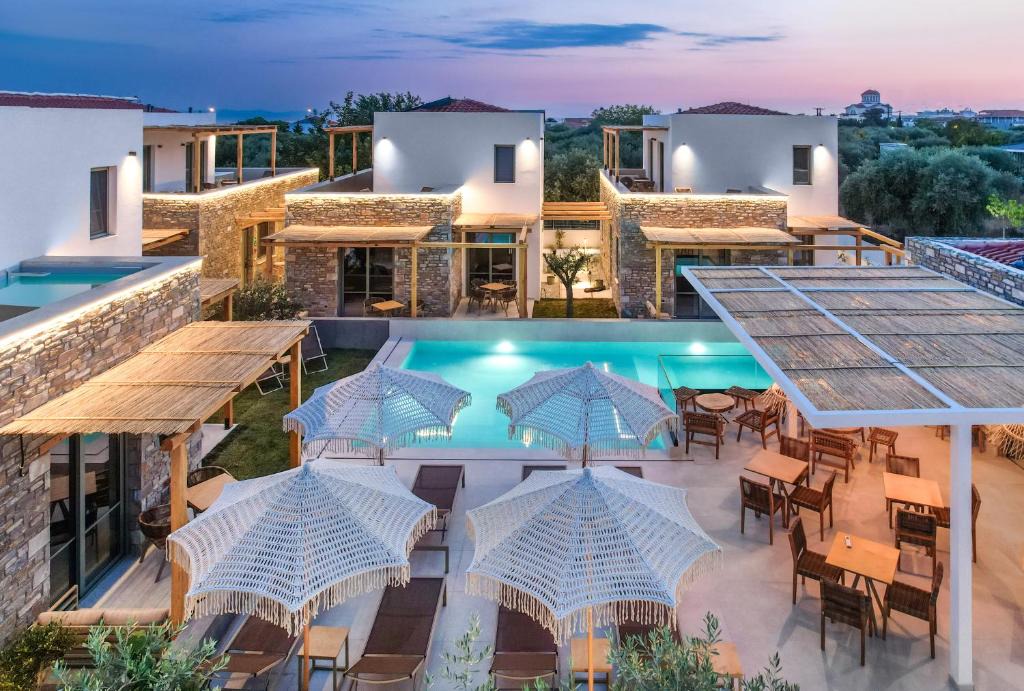 Potos Hotel | Azzure Luxury Suites