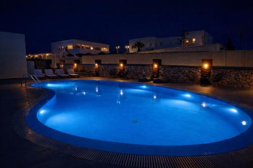 Karterados Hotel | Babis Hotel