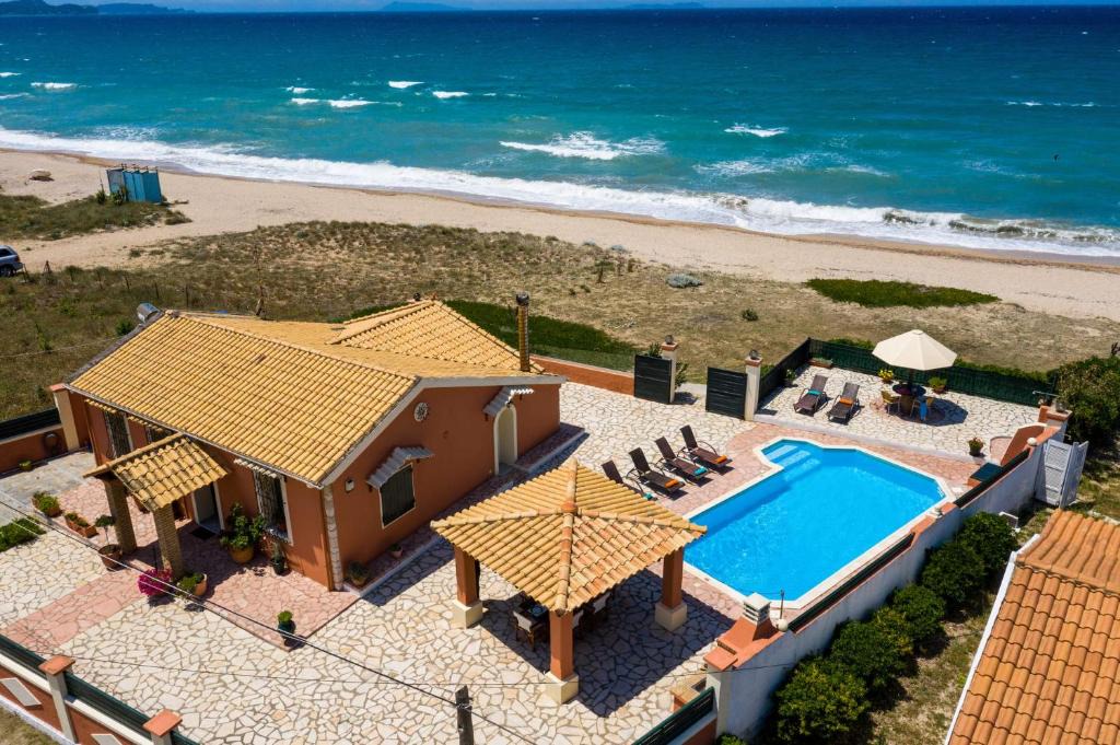 Almiros Beach Villa | Beach villa Athanasia